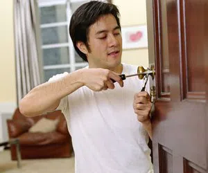 General Locksmith Store Fort Lauderdale, FL 954-364-3656 - changing-locks